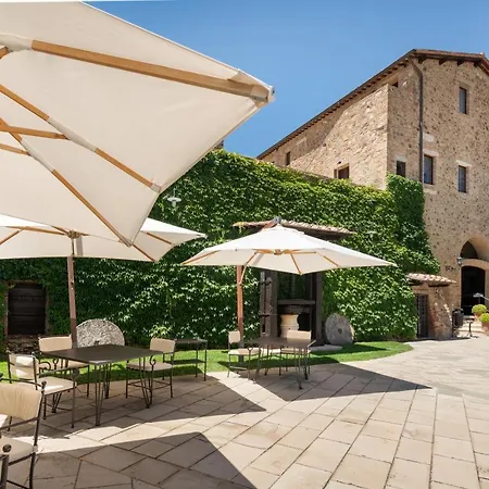 Szálloda Castello Banfi - Il Borgo - Relais Et Chateaux 5*
