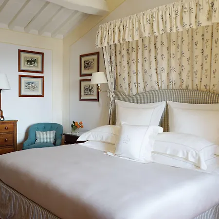 Hotel Castello Banfi - Il Borgo - Relais Et Chateaux