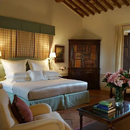 Castello Banfi - Il Borgo - Relais Et Chateaux